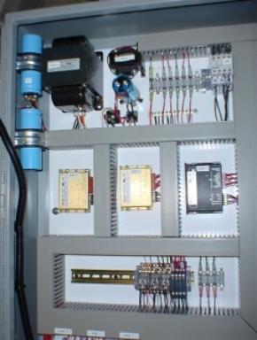 3 Axis Servo Drive system with power supply in Nema 4 enclosure